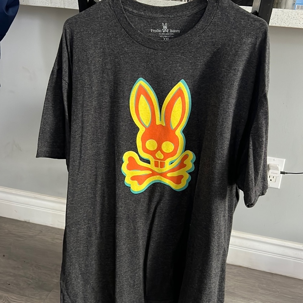 Men’s T shirt